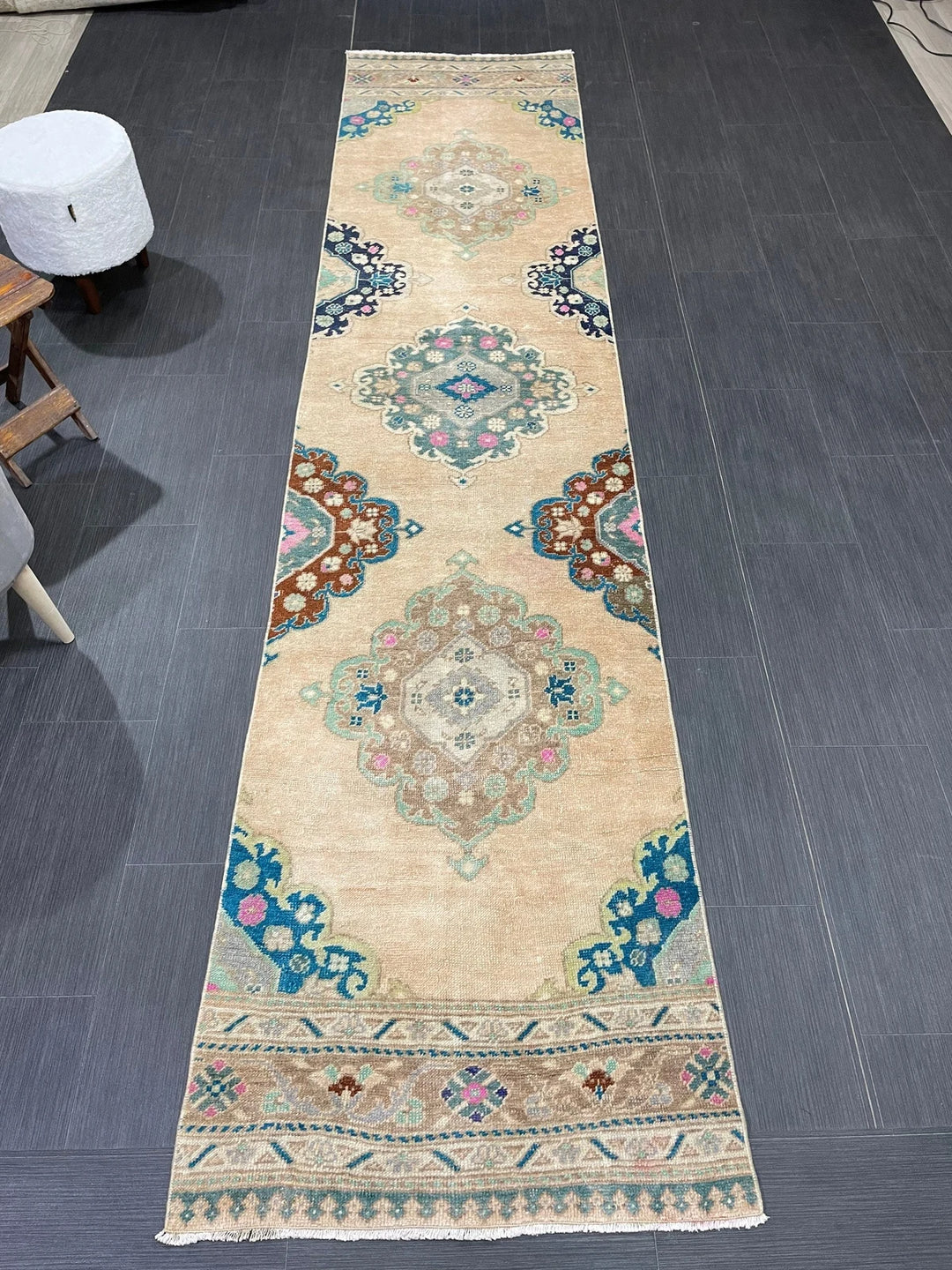 Turkish Runner Rug 2' 7" x 11' 5" Hand-Knotted | No. WR25607