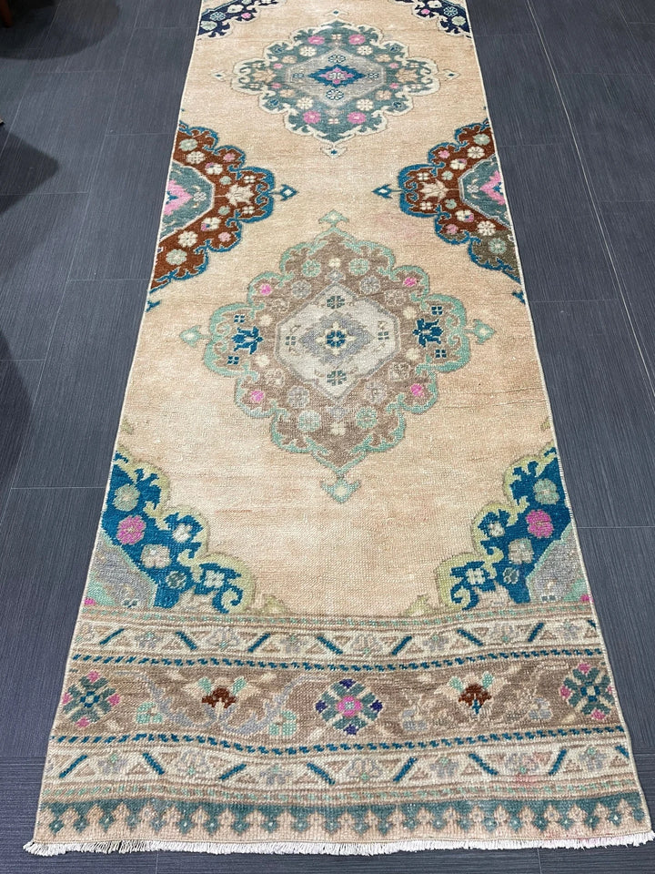 Turkish Runner Rug 2' 7" x 11' 5" Hand-Knotted | No. WR25607