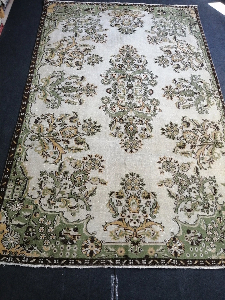 Green Turkish Runner Rug 6' 7" x 10' Hand-Knotted | No. WR26383