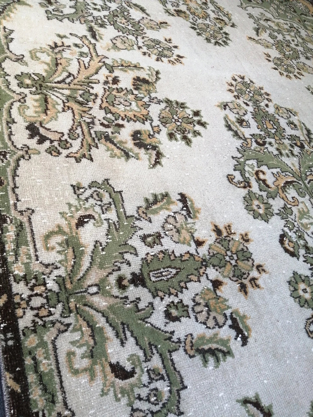 Green Turkish Runner Rug 6' 7" x 10' Hand-Knotted | No. WR26383