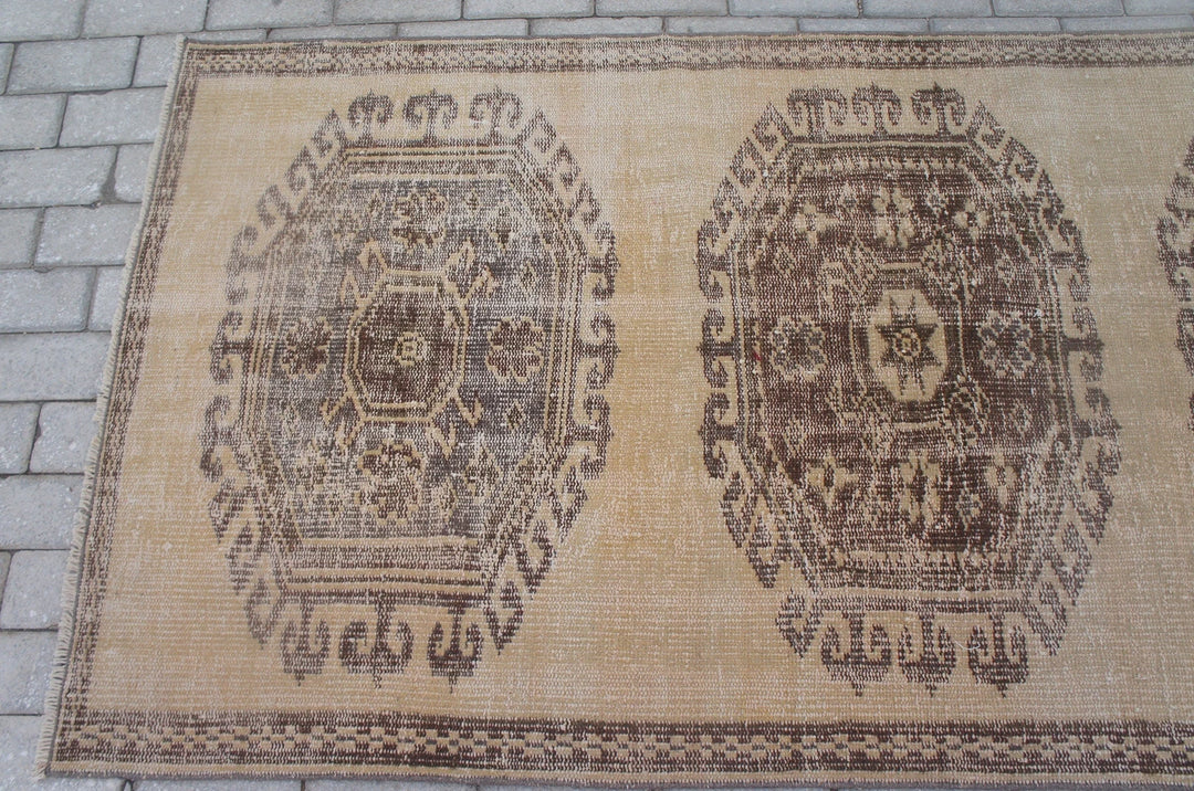 Turkish Runner Rug 3' x 11' Hand-Knotted | No. WR26466