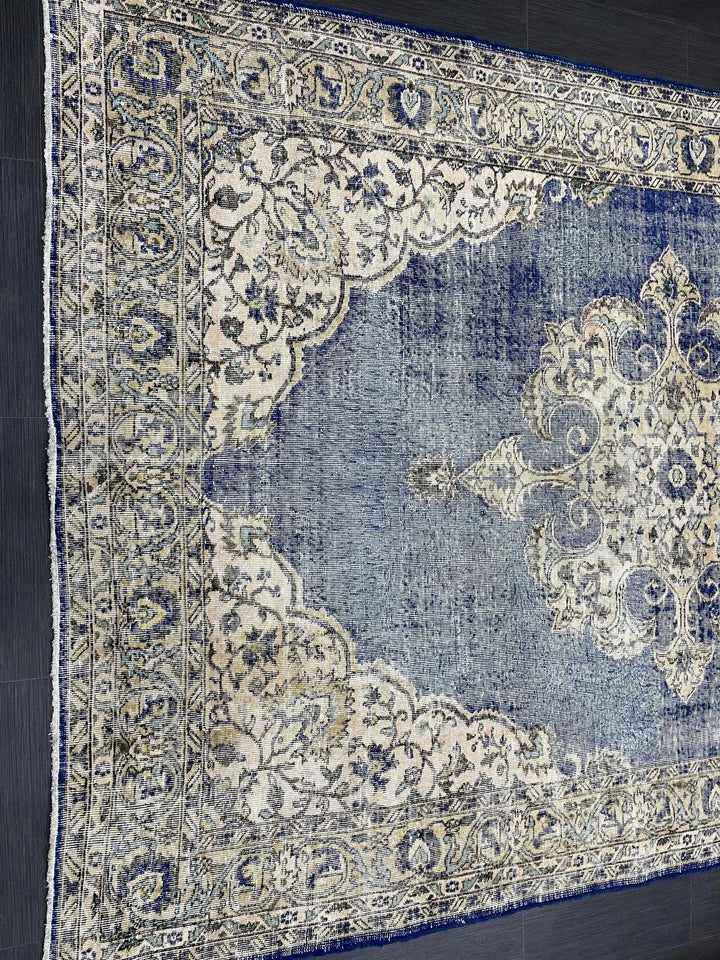 Beige Turkish Runner Rug 6' 8" x 9' 5" Hand-Knotted | No. WR26607