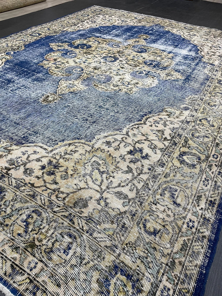 Beige Turkish Runner Rug 6' 8" x 9' 5" Hand-Knotted | No. WR26607