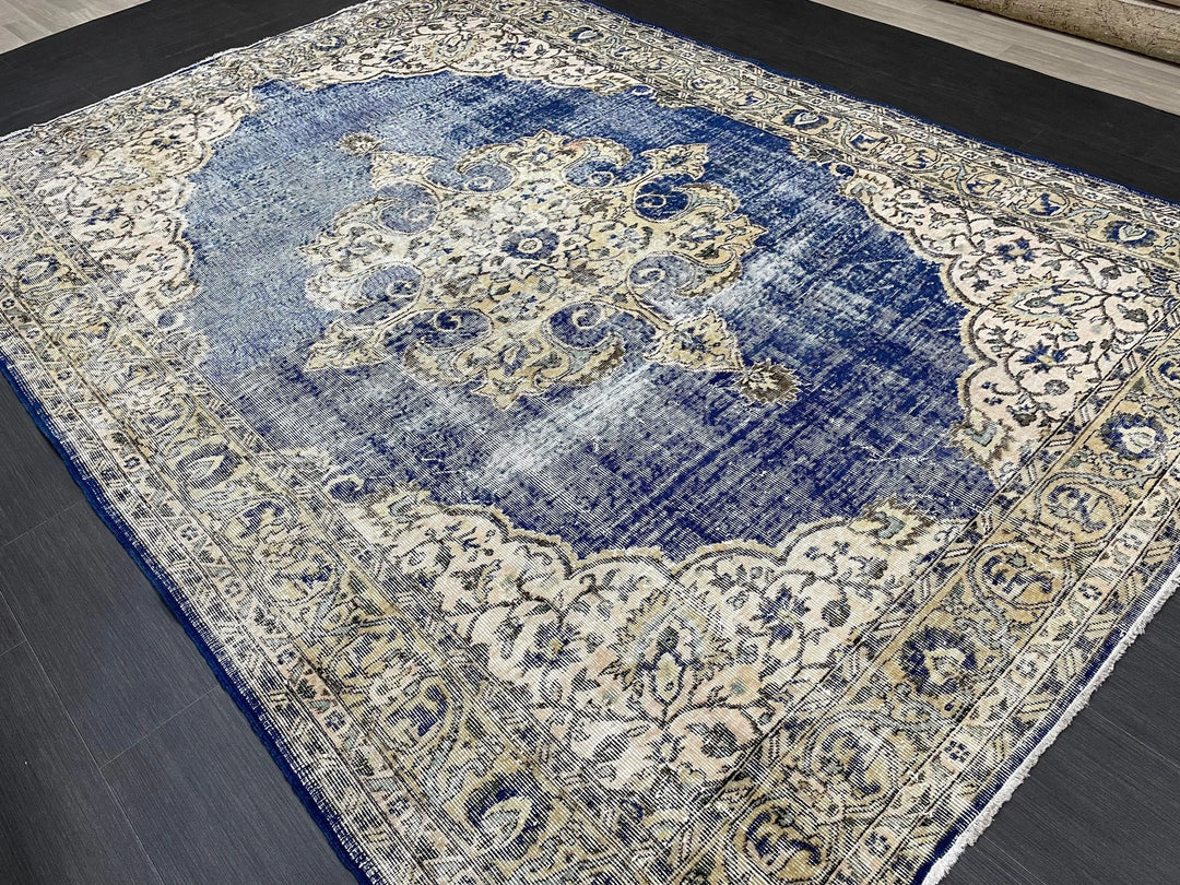 Beige Turkish Runner Rug 6' 8" x 9' 5" Hand-Knotted | No. WR26607