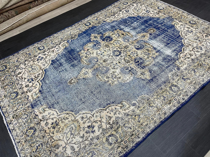 Beige Turkish Runner Rug 6' 8" x 9' 5" Hand-Knotted | No. WR26607