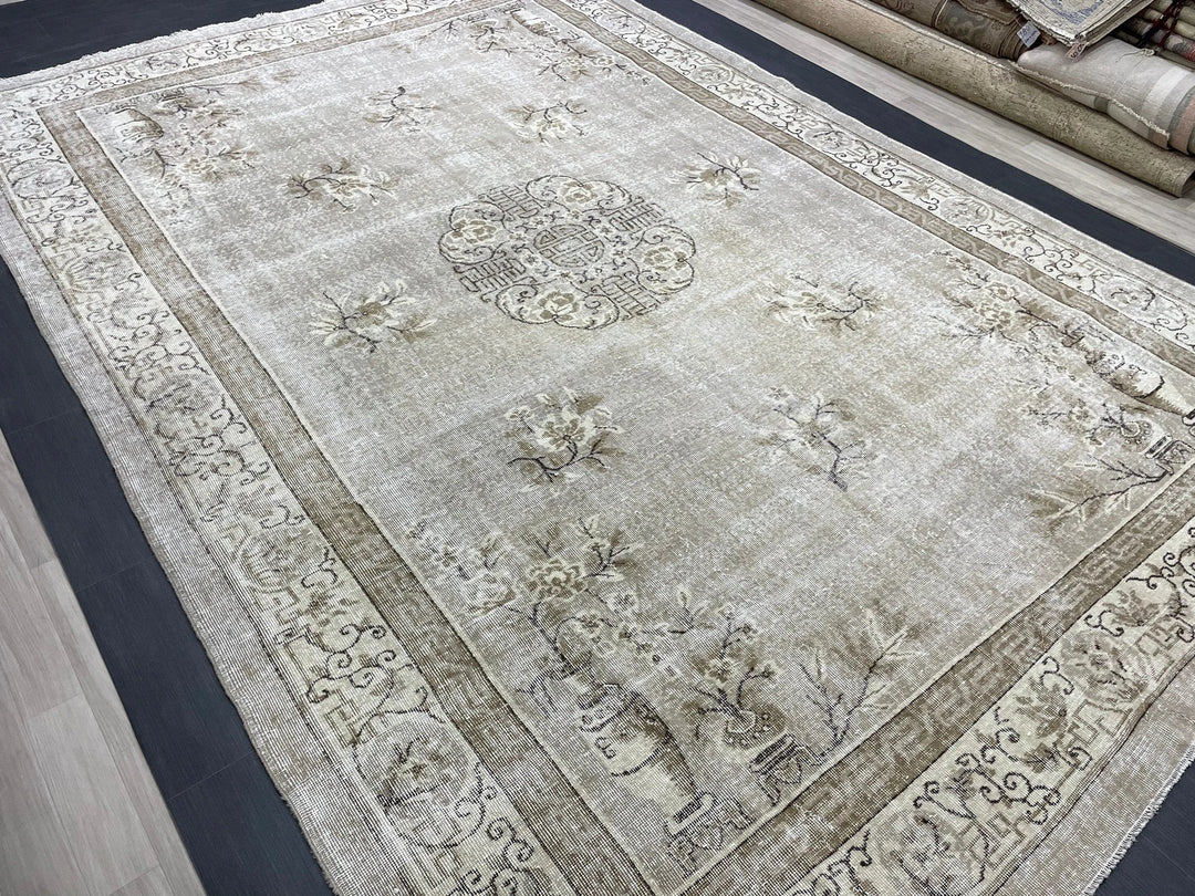 Beige Turkish Oushak Rug 8' 5" x 12' 3" Hand-Knotted | No. WR27308