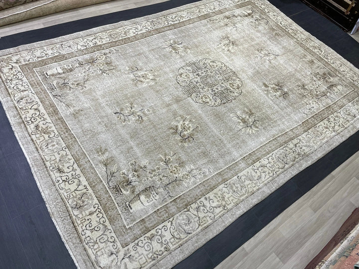 Beige Turkish Oushak Rug 8' 5" x 12' 3" Hand-Knotted | No. WR27308