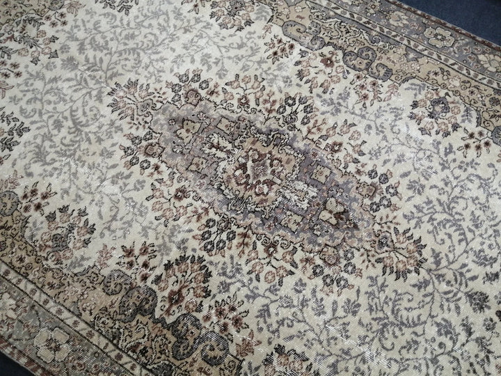 Beige Turkish Runner Rug 6' 4" x 10' Hand-Knotted | No. WR28266