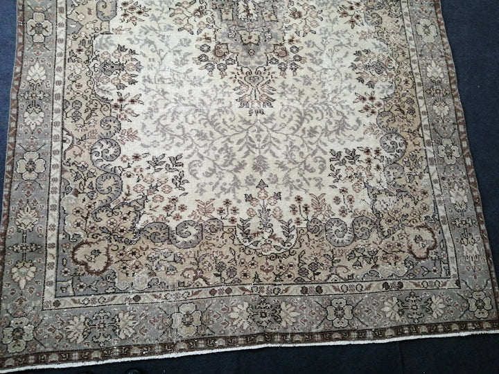 Beige Turkish Runner Rug 6' 4" x 10' Hand-Knotted | No. WR28266