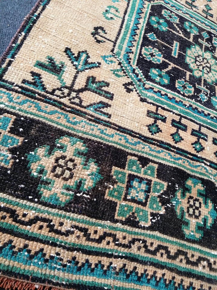Turkish Runner Rug 2' 11" x 11' 10" Hand-Knotted | No. WR28428