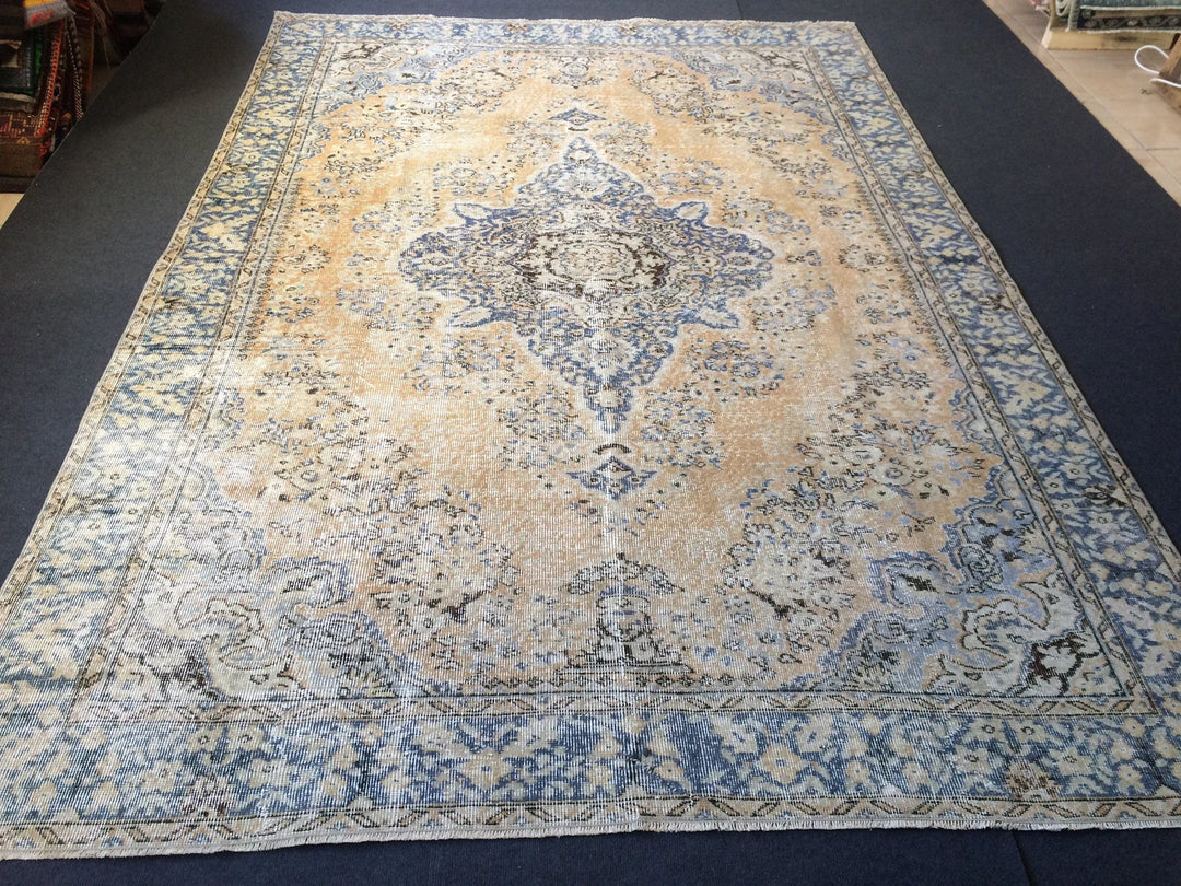 Beige Turkish Runner Rug 6' 10" x 10' Hand-Knotted | No. WR28460
