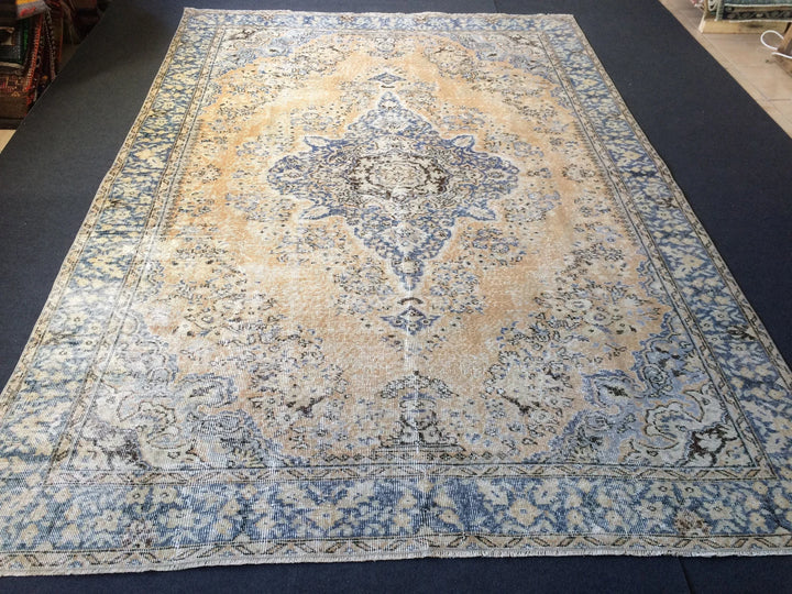 Beige Turkish Runner Rug 6' 10" x 10' Hand-Knotted | No. WR28460