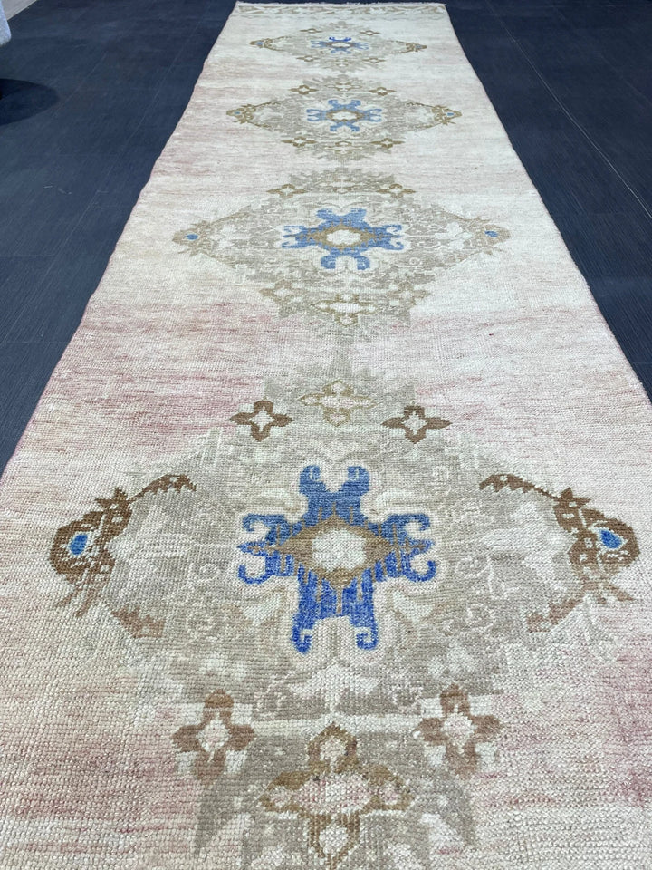 Beige Turkish Runner Rug 2' 10" x 11' 5" Hand-Knotted | No. WR28980