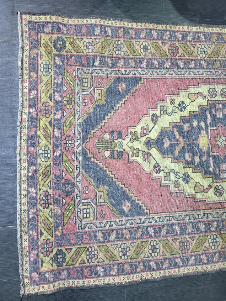 Turkish Oushak Rug 4' 10" x 8' 6" Hand-Knotted | No. WR29036