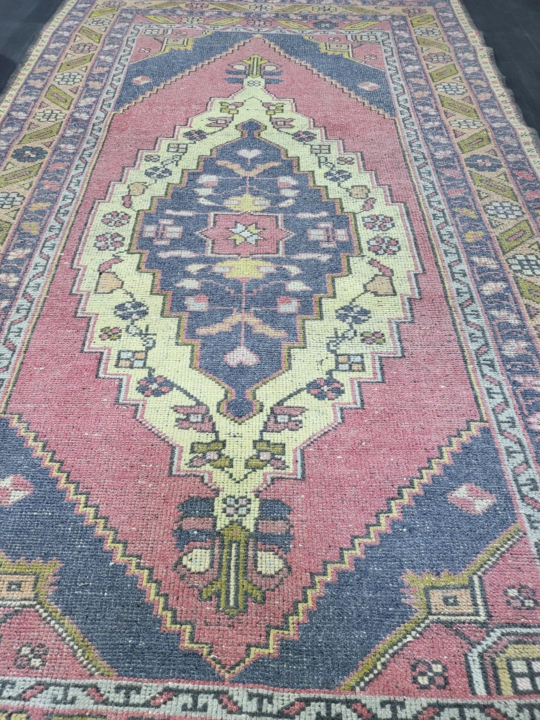 Turkish Oushak Rug 4' 10" x 8' 6" Hand-Knotted | No. WR29036