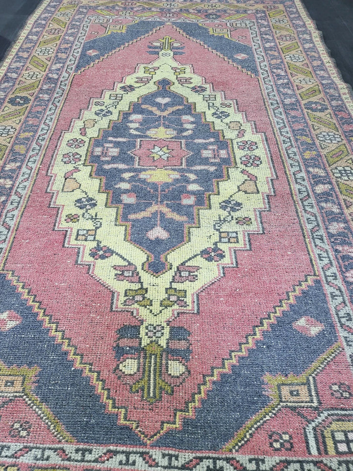 Turkish Oushak Rug 4' 10" x 8' 6" Hand-Knotted | No. WR29036