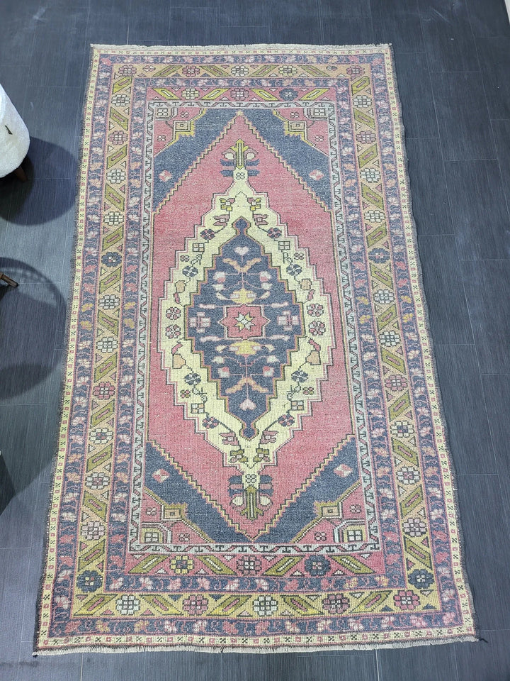 Turkish Oushak Rug 4' 10" x 8' 6" Hand-Knotted | No. WR29036