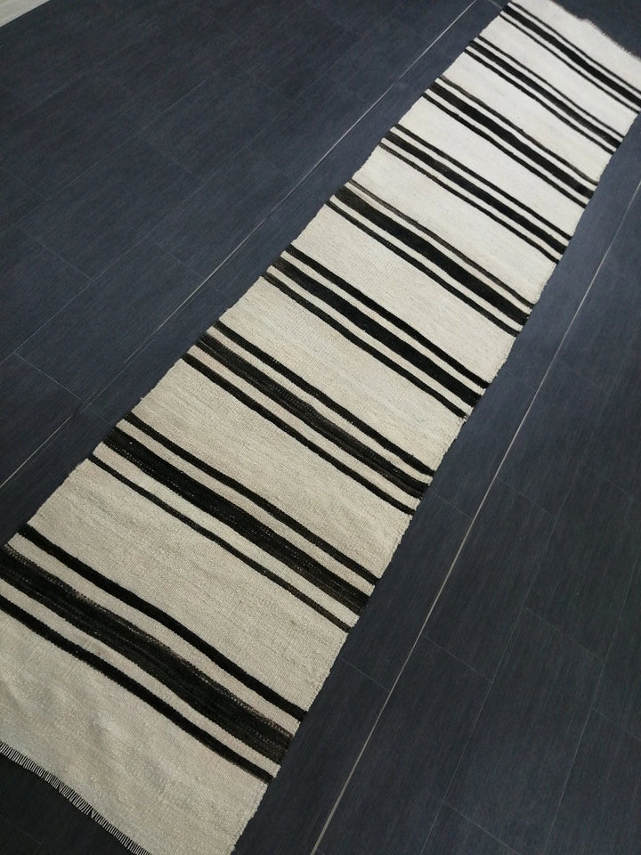 Turkish Runner Rug 2' 4" x 11' Hand-Knotted | No. WR29342