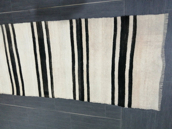 Turkish Runner Rug 2' 4" x 11' Hand-Knotted | No. WR29342