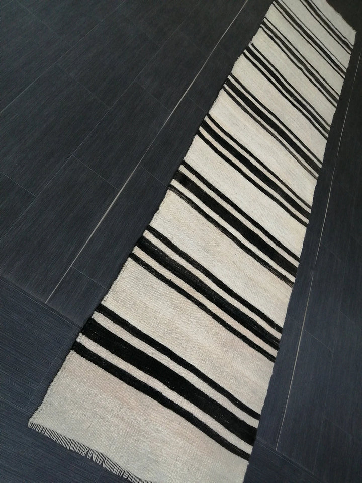 Turkish Runner Rug 2' 4" x 11' Hand-Knotted | No. WR29342