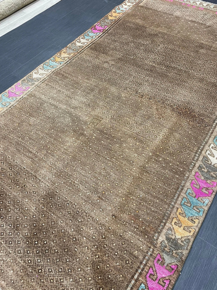 Brown Turkish Runner Rug 5' 3" x 10' 5" Hand-Knotted | No. WR29526