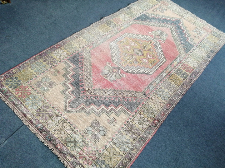 Beige Turkish Runner Rug 4' x 6' 1" Hand-Knotted | No. WR29688