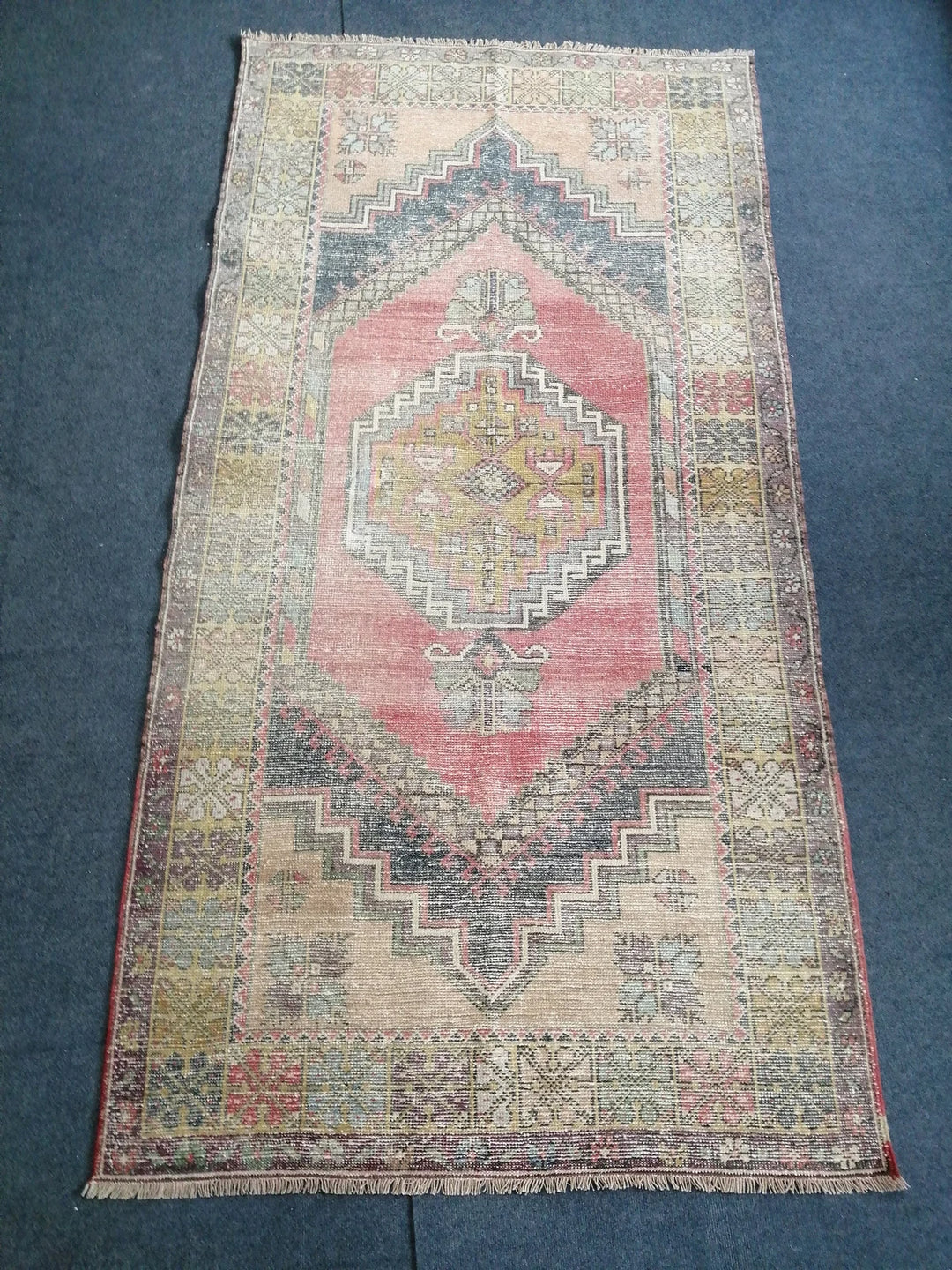 Beige Turkish Runner Rug 4' x 6' 1" Hand-Knotted | No. WR29688