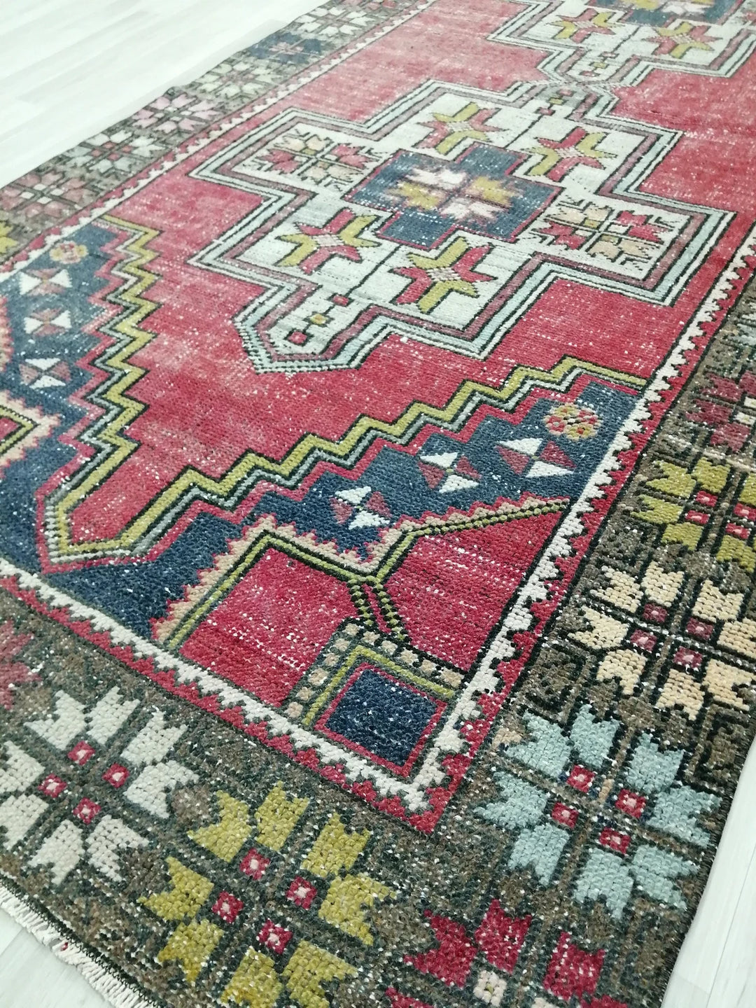 Beige Turkish Runner Rug 4' x 9' 3" Hand-Knotted | No. WR31471