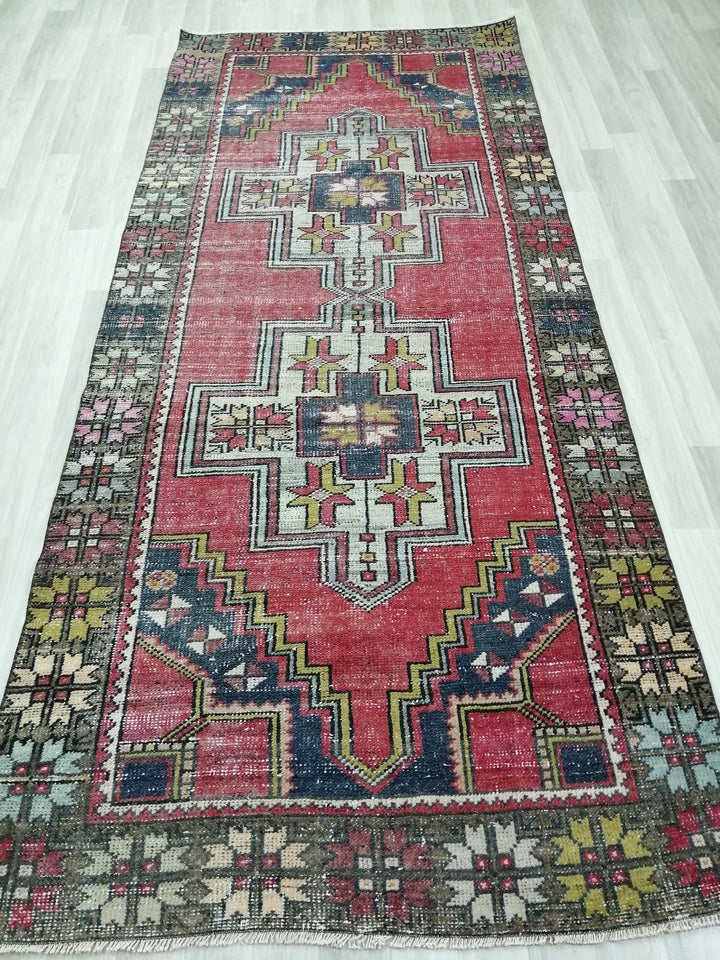 Beige Turkish Runner Rug 4' x 9' 3" Hand-Knotted | No. WR31471