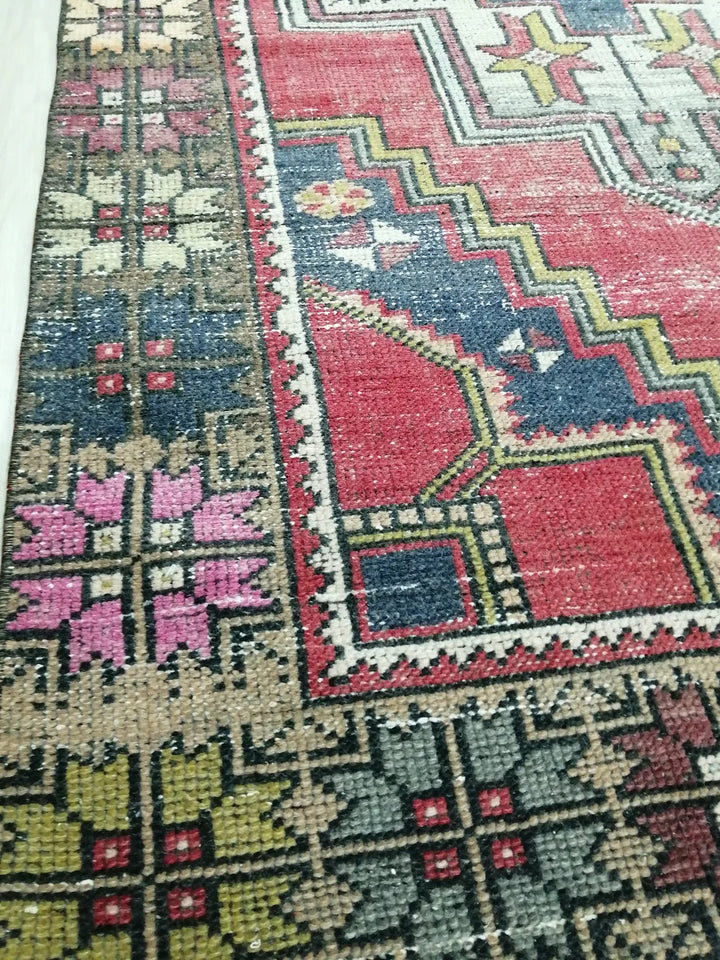 Beige Turkish Runner Rug 4' x 9' 3" Hand-Knotted | No. WR31471
