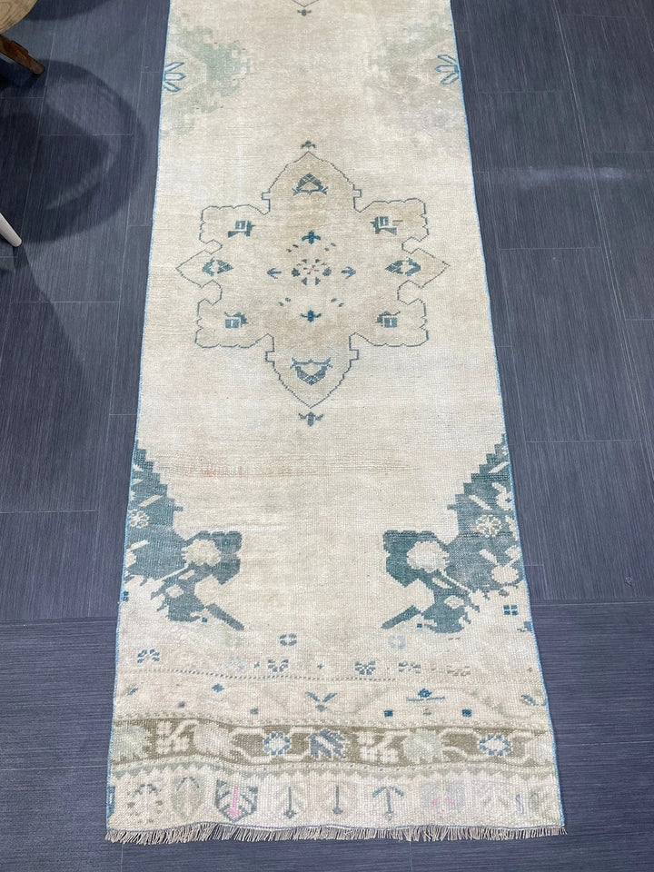 Turkish Runner Rug 2' 7" x 11' 9" Hand-Knotted | No. WR31566