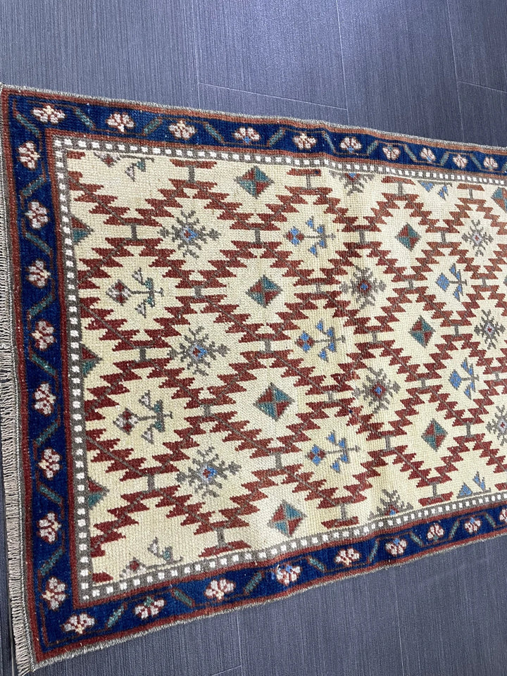 Rust Turkish Runner Rug 2' 2" x 3' 1" Hand-Knotted | No. WR31617