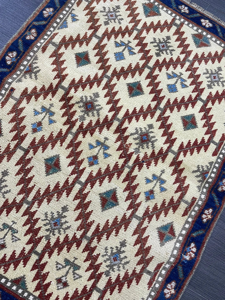 Rust Turkish Runner Rug 2' 2" x 3' 1" Hand-Knotted | No. WR31617