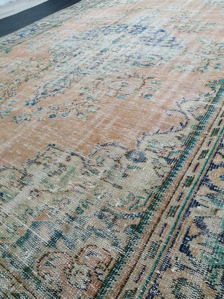 Beige Turkish Runner Rug 6' 9" x 9' 9" Hand-Knotted | No. WR32082