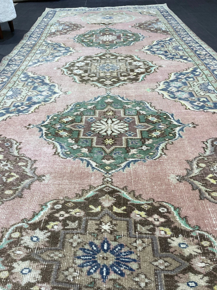 Beige Turkish Runner Rug 4'11" x 11'5" Hand-Knotted | No. WR32166