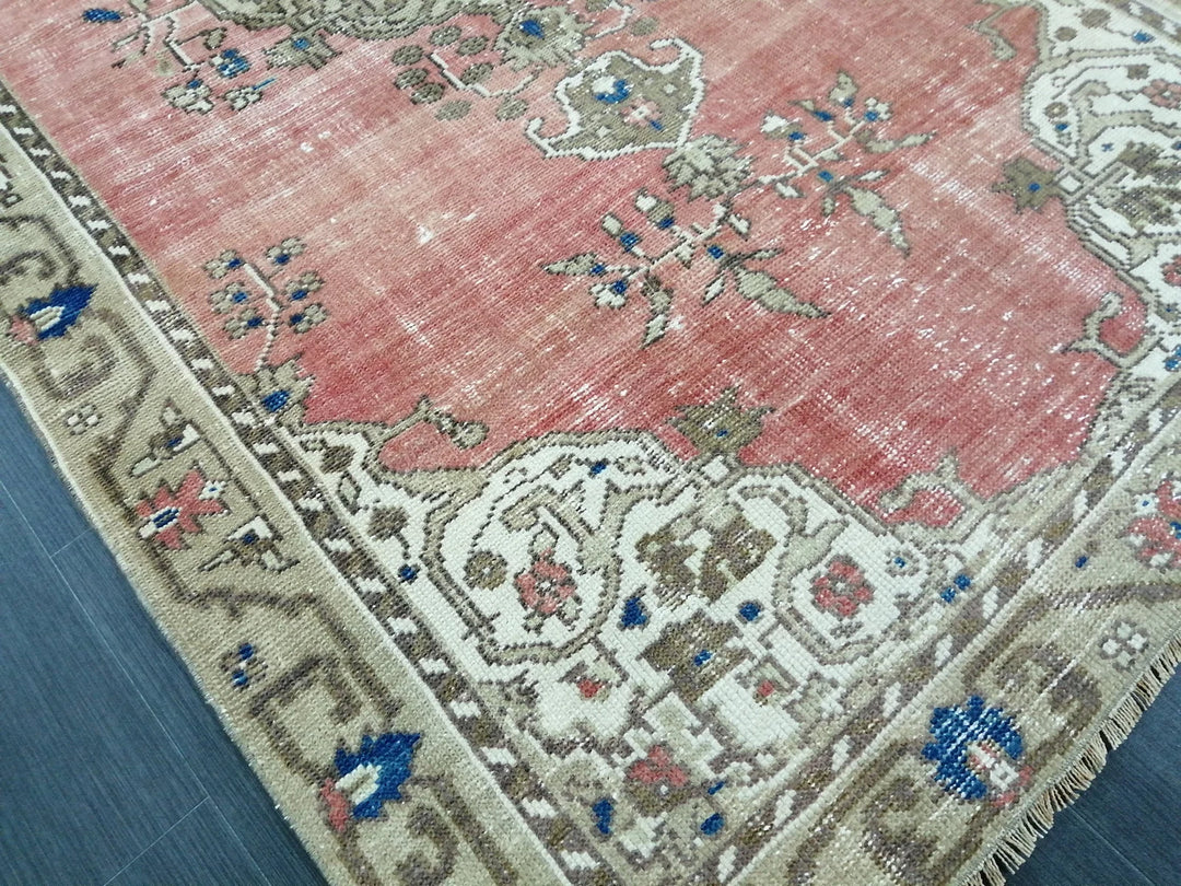 Turkish Runner Rug 4' 7" x 8' 9" Hand-Knotted | No. WR32258