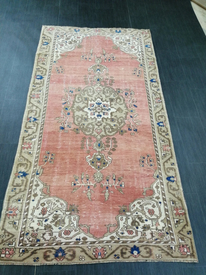 Turkish Runner Rug 4' 7" x 8' 9" Hand-Knotted | No. WR32258