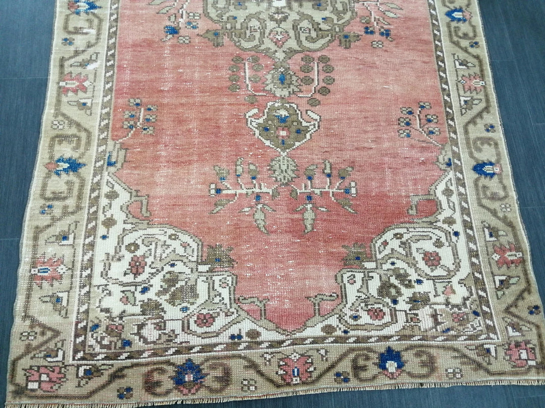 Turkish Runner Rug 4' 7" x 8' 9" Hand-Knotted | No. WR32258