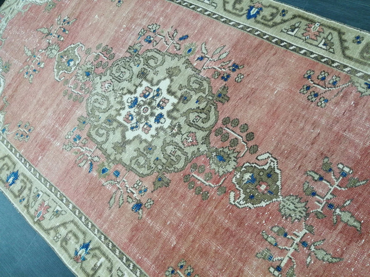 Turkish Runner Rug 4' 7" x 8' 9" Hand-Knotted | No. WR32258