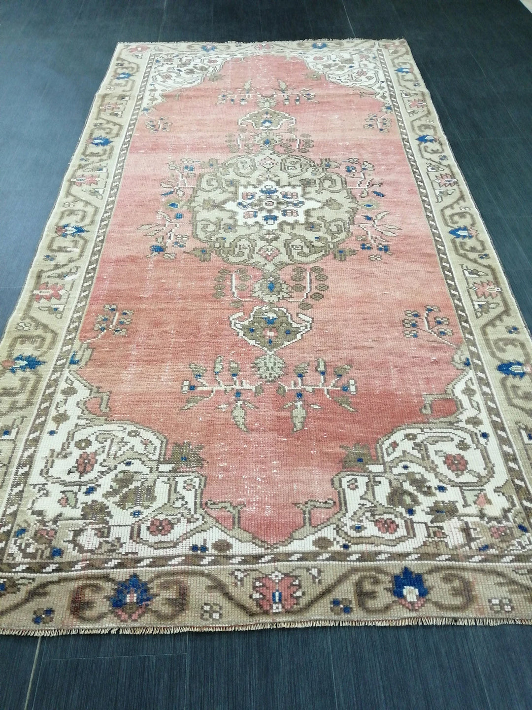 Turkish Runner Rug 4' 7" x 8' 9" Hand-Knotted | No. WR32258