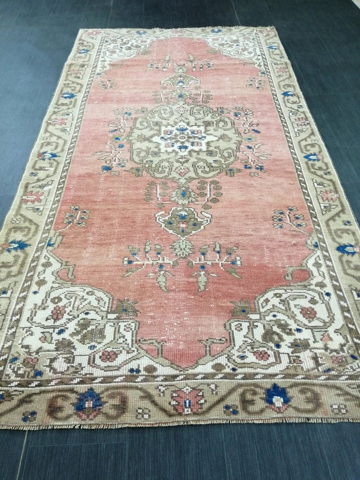 Turkish Runner Rug 4' 7" x 8' 9" Hand-Knotted | No. WR32258