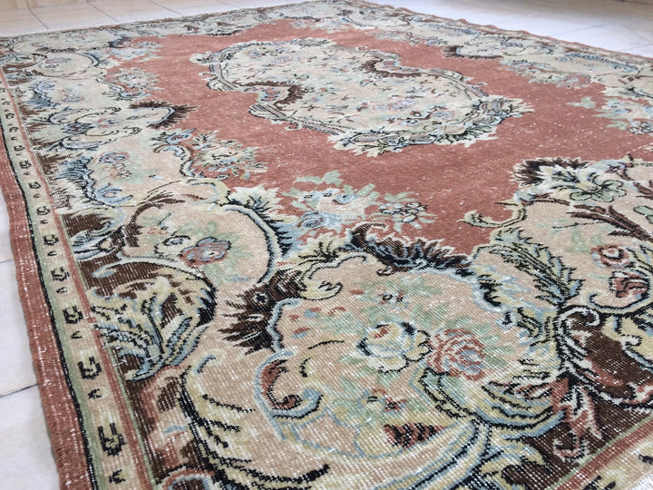 Beige Turkish Runner Rug 6' 6" x 9' 7" Hand-Knotted | No. WR32621