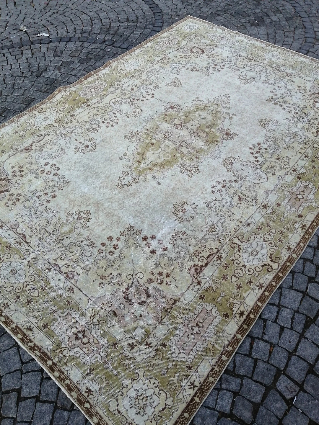 Green Turkish Runner Rug 8' 5" x 12' 4" Hand-Knotted | No. WR32914