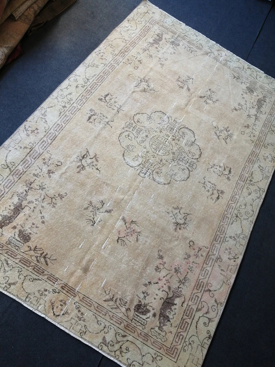 Beige Turkish Runner Rug 6' x 9' 4" Hand-Knotted | No. WR33214