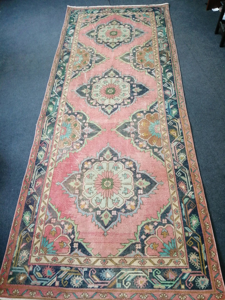 Beige Turkish Runner Rug 4' 8" x 11' 7" Hand-Knotted | No. WR33742