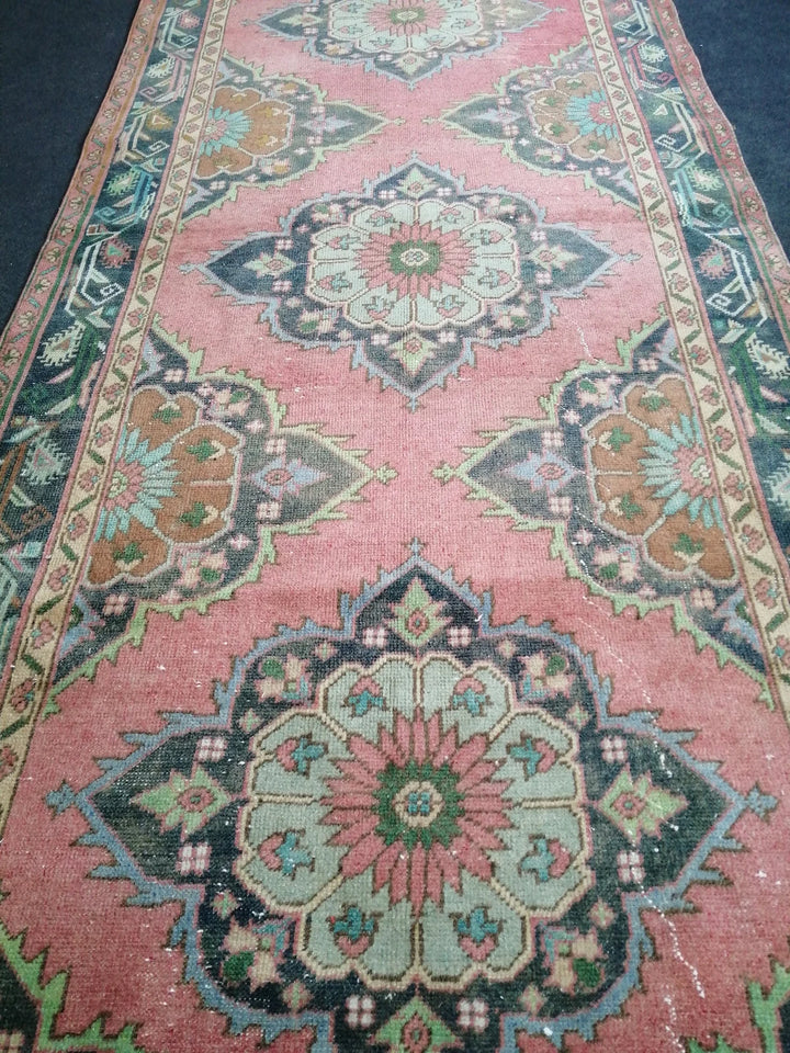 Beige Turkish Runner Rug 4' 8" x 11' 7" Hand-Knotted | No. WR33742