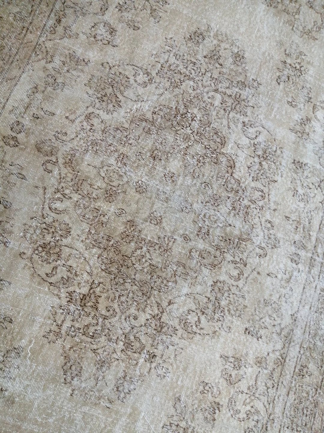 Beige Turkish Runner Rug 5' 5" x 8' 11" Hand-Knotted | No. WR33785