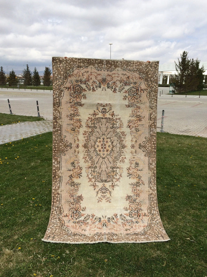 Turkish Oushak Rug 2'7" x 9'10" Hand-Knotted | No. WR33940