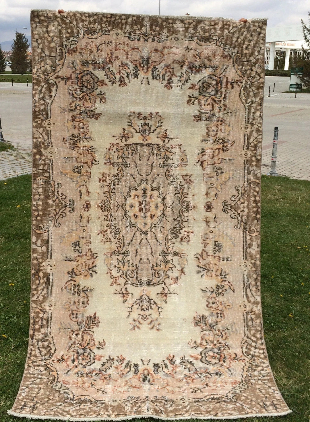 Turkish Oushak Rug 2'7" x 9'10" Hand-Knotted | No. WR33940
