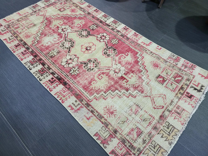 Beige Turkish Runner Rug 2' 5" x 4' 10" Hand-Knotted | No. WR34158